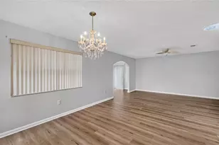 822 Dundee Cir, Leesburg, FL 34788 - Photo 15