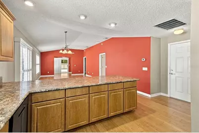 1075 Burnettown Place, The Villages, FL 32162 - Photo 11