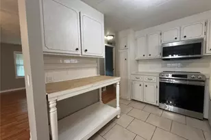758 Royal Palm Cir, Largo, FL 33778 - Photo 11