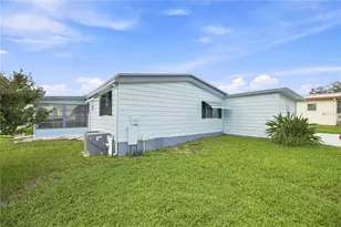 704 Roseapple Ave, Lady Lake, FL 32159 - Photo 35