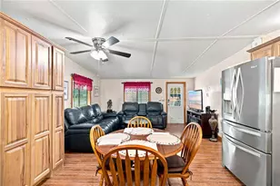 704 Roseapple Ave, Lady Lake, FL 32159 - Photo 15