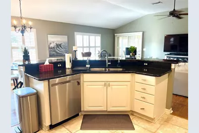 17150 SE 78th Larchmont Court, The Villages, FL 32162 - Photo 13