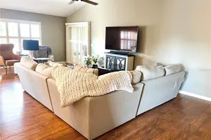 17150 SE 78th Larchmont Ct, The Villages, FL 32162 - Photo 5