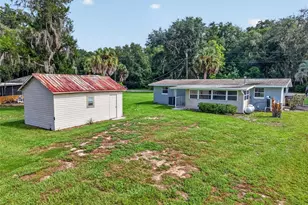 36345 Clear Lake Dr, Eustis, FL 32736 - Photo 5