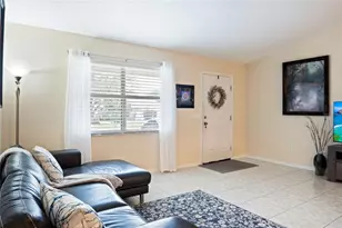 672 San Pedro Dr, The Villages, FL 32159 - Photo 11