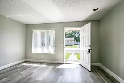 424 E Rosewood Lane #424, Tavares, FL 32778 - Photo 3