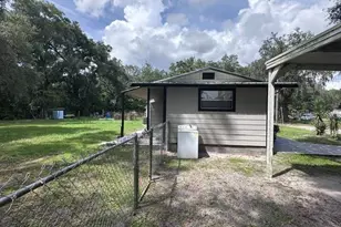 1215 Manor Dr, Leesburg, FL 34748 - Photo 5