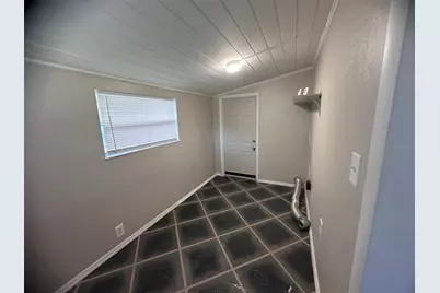 1215 Manor Drive, Leesburg, FL 34748 - Photo 31