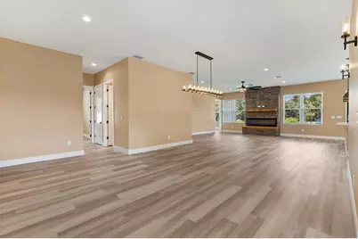 2540 NE 77th Road, Wildwood, FL 34785 - Photo 3
