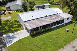 25 Canal Way, Lake Panasoffkee, FL 33538 - Photo 3