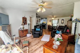 25 Canal Way, Lake Panasoffkee, FL 33538 - Photo 21