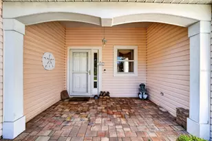 916 Ramos Dr, The Villages, FL 32159 - Photo 7