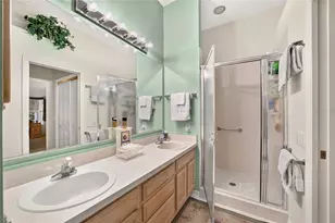 916 Ramos Dr, The Villages, FL 32159 - Photo 31