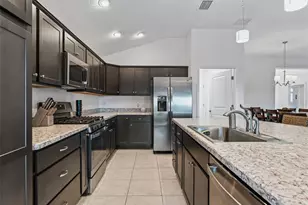 1110 Ebling Loop, The Villages, FL 32163 - Photo 13