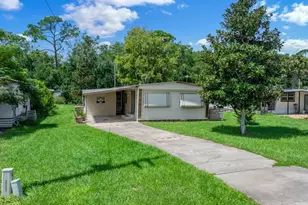 13337 Woodland Dr, Astatula, FL 34705 - Photo 5