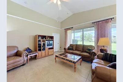 107 Falling Acorn Avenue, Groveland, FL 34736 - Photo 11