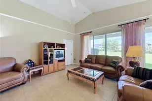 107 Falling Acorn Ave, Groveland, FL 34736 - Photo 11