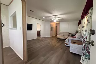 8285 Co Rd 109B, Lady Lake, FL 32159 - Photo 7
