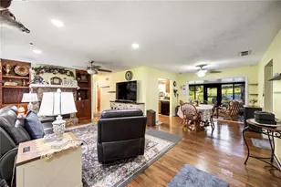 605 1st Ave, Lady Lake, FL 32159 - Photo 3