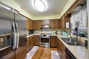 605 1st Ave, Lady Lake, FL 32159 - Photo 7