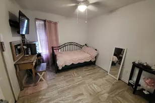 677 Warner St, Groveland, FL 34736 - Photo 5