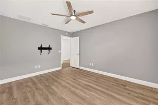 1945 Fiddlewood Pl, The Villages, FL 32162 - Photo 37