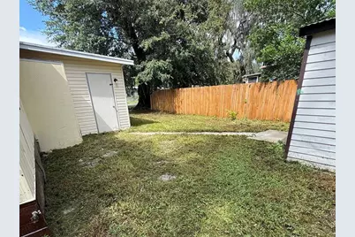 1583 Cr 435, Lake Panasoffkee, FL 33538 - Photo 17