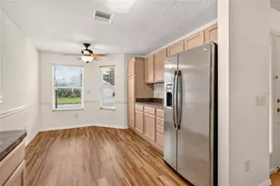 17728 SE 81st Wynstone Ave, The Villages, FL 32162 - Photo 11