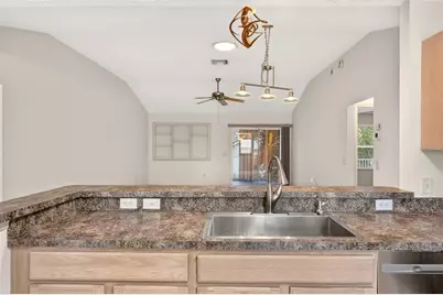 17728 SE 81st Wynstone Avenue, The Villages, FL 32162 - Photo 13