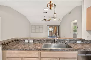 17728 SE 81st Wynstone Ave, The Villages, FL 32162 - Photo 13