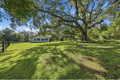22301 Coronado Somerset Drive, Sorrento, FL 32776 - Photo 19