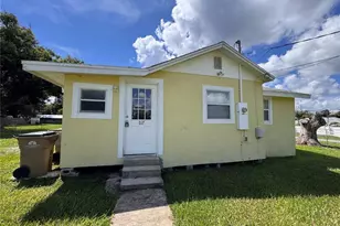 14330 Division St, Groveland, FL 34736 - Photo 1