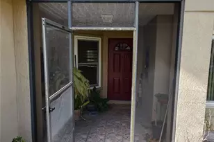 1717 Burnham Ct, Clermont, FL 34714 - Photo 3
