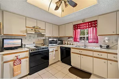 17726 SE 106th Terrace, Summerfield, FL 34491 - Photo 9