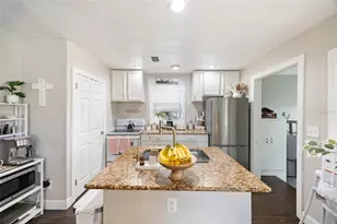 1202 Sumter St, Leesburg, FL 34748 - Photo 9