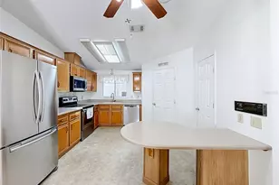 658 Rainbow Blvd, Lady Lake, FL 32159 - Photo 23