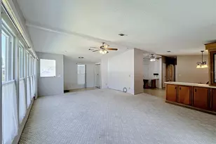 658 Rainbow Blvd, Lady Lake, FL 32159 - Photo 13