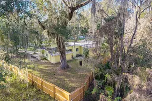 3809 Cr 405N, Lake Panasoffkee, FL 33538 - Photo 71