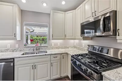 17287 SE 85th Willowick Circle, The Villages, FL 32162 - Photo 11
