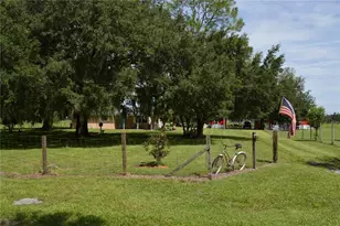 7826 Cr 736, Center Hill, FL 33514 - Photo 43