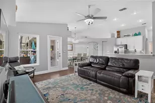 12902 Colonnade Cir, Clermont, FL 34711 - Photo 9