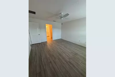 3915 Wine Palm Way, The Villages, FL 32163 - Photo 11