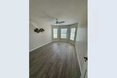 3915 Wine Palm Way, The Villages, FL 32163 - Photo 15