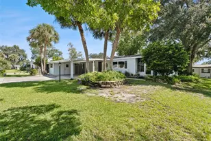25040 Betton Hill, Leesburg, FL 34748 - Photo 1