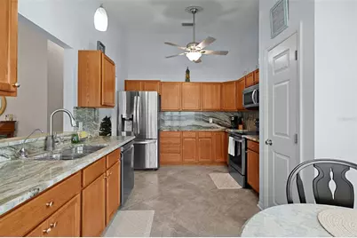2155 Baldwin Run, The Villages, FL 32162 - Photo 9