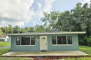 234 E Lady Lake Blvd, Lady Lake, FL 32159 - Photo 1