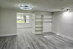 234 E Lady Lake Blvd, Lady Lake, FL 32159 - Photo 5
