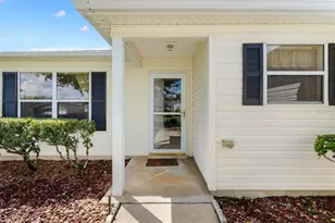 2218 Lewiston Ln, The Villages, FL 32162 - Photo 3