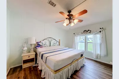 1559 Nassau Circle, Tavares, FL 32778 - Photo 17