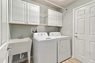 890 Abaco Path, The Villages, FL 32163 - Photo 23